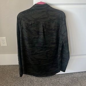 Level 99 Camo shirt jacket/shacket from Evereve! Size Large.